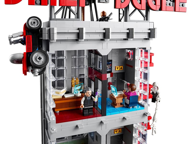 MOC Marvel Daily Bugle 76178 | 3772 el. + 25 Figurek
